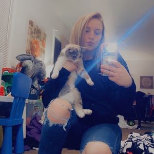 Meet your Posher, Brianna